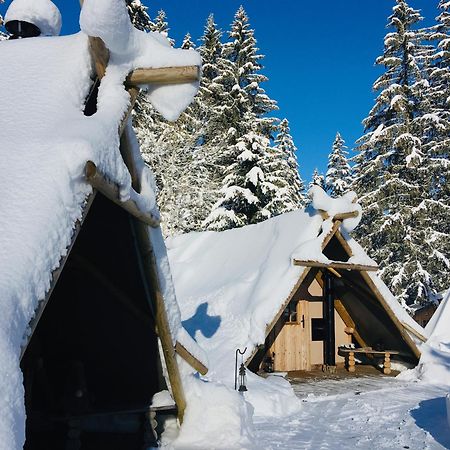 Altipik - Lodges Insolites Mont-Saxonnex エクステリア 写真