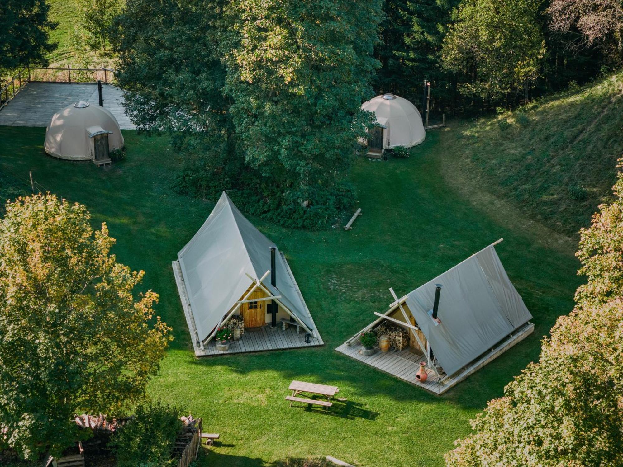 Altipik - Lodges Insolites Mont-Saxonnex エクステリア 写真