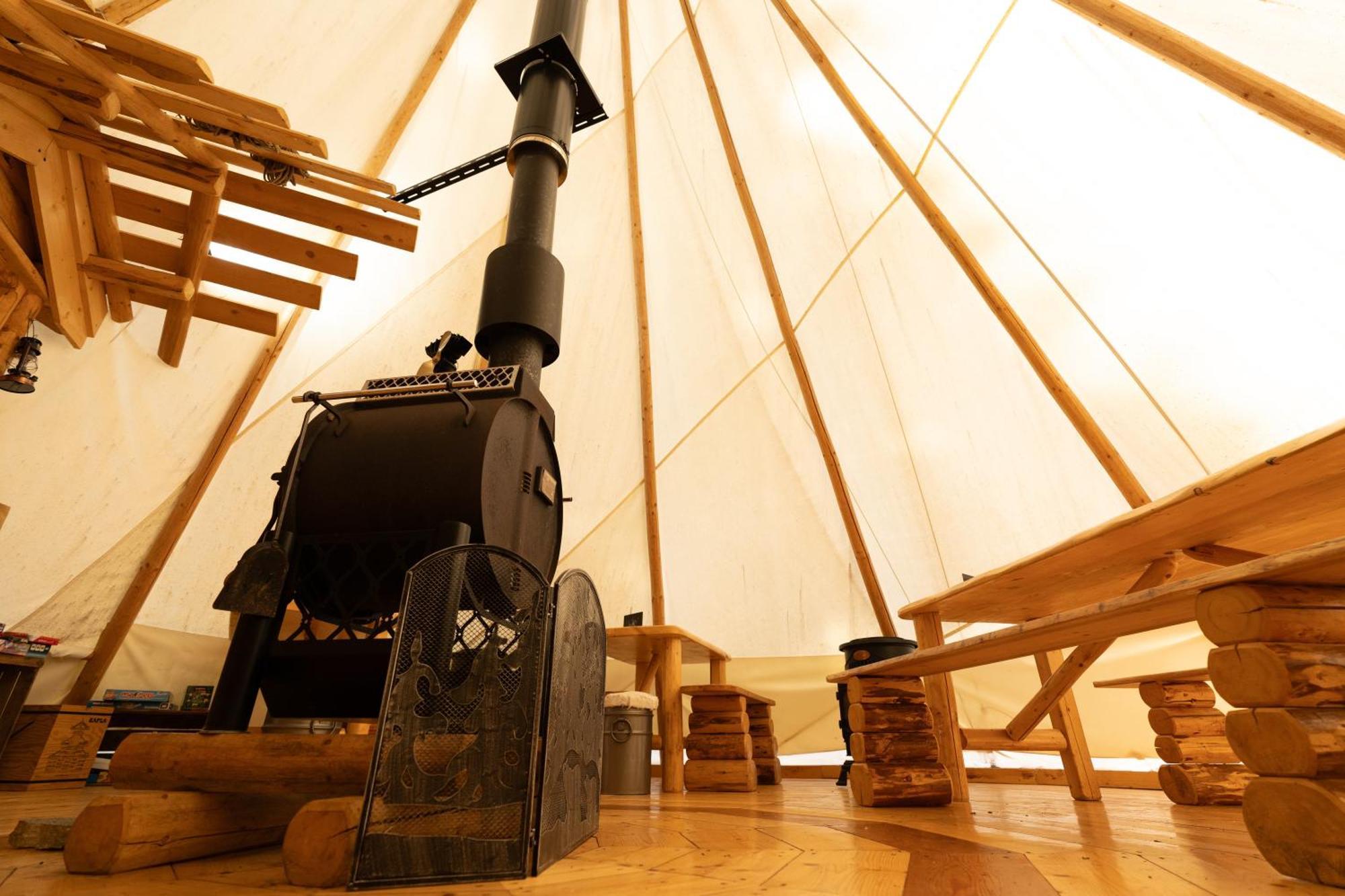 Altipik - Lodges Insolites Mont-Saxonnex エクステリア 写真