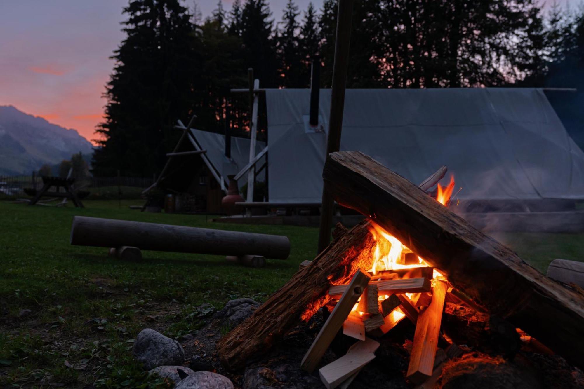 Altipik - Lodges Insolites Mont-Saxonnex エクステリア 写真