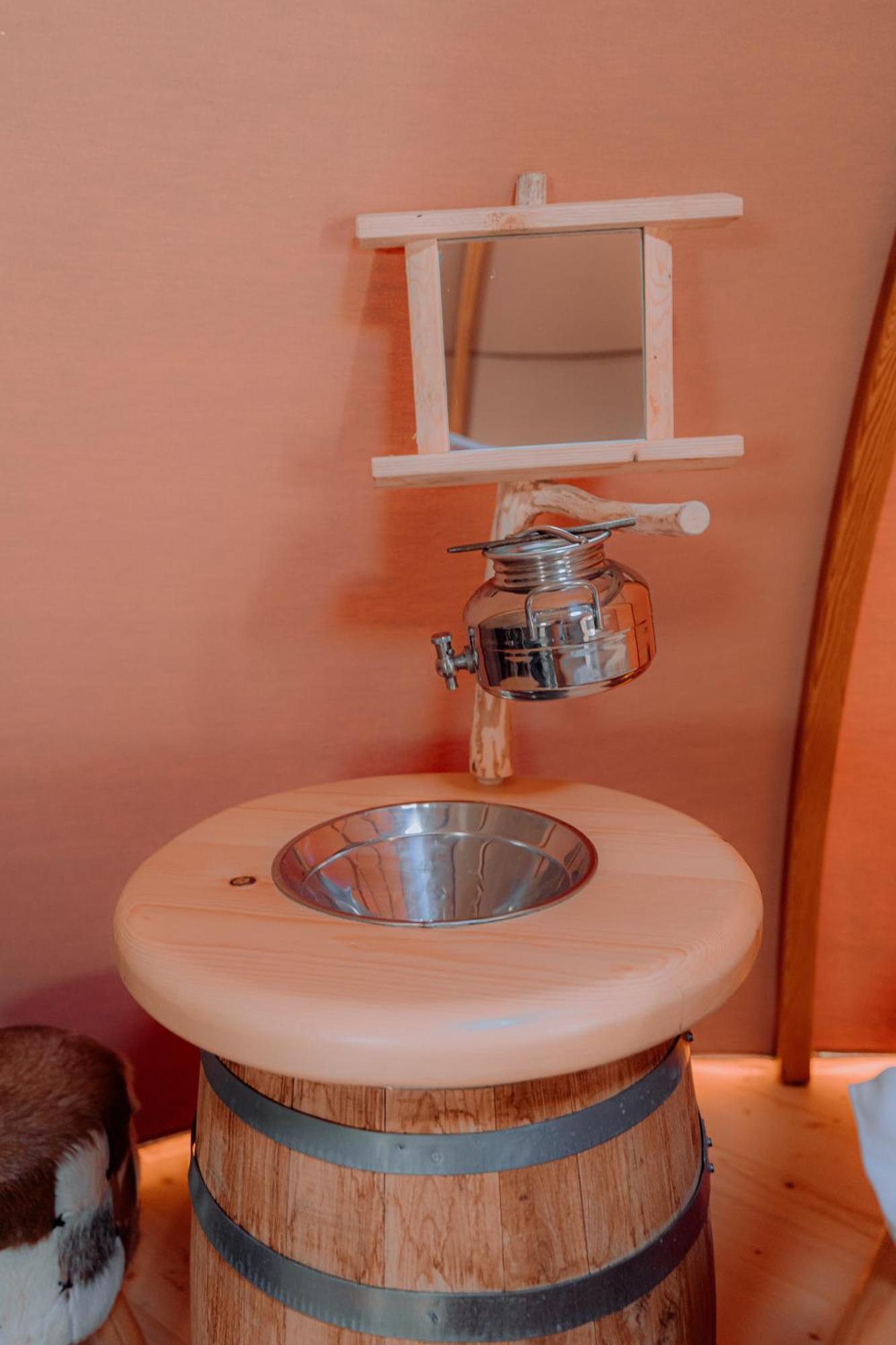 Altipik - Lodges Insolites Mont-Saxonnex エクステリア 写真